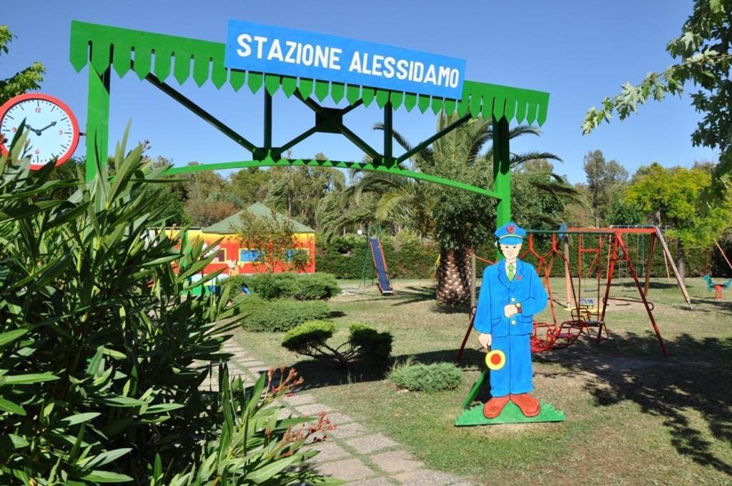 Alessidamo Club Metaponto Hotel Exterior foto
