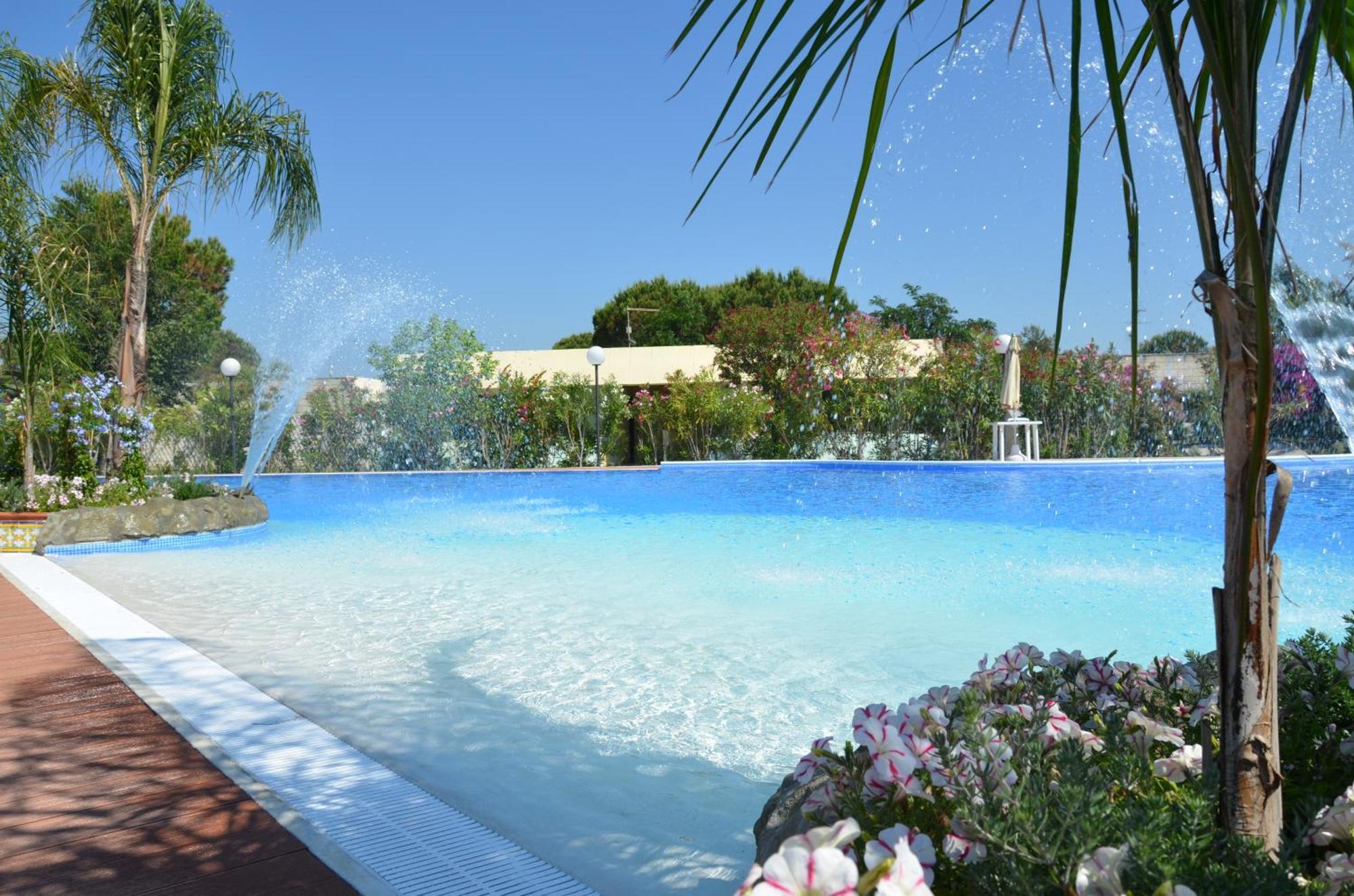 Alessidamo Club Metaponto Hotel Exterior foto